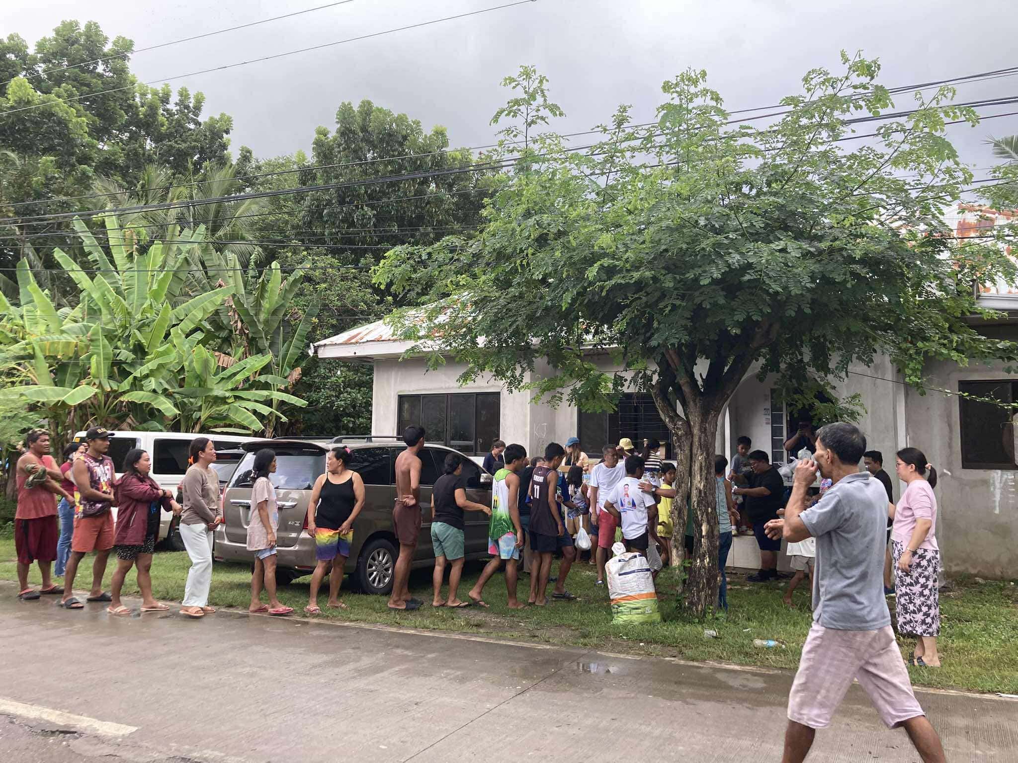 Disaster recovery team clearing debris